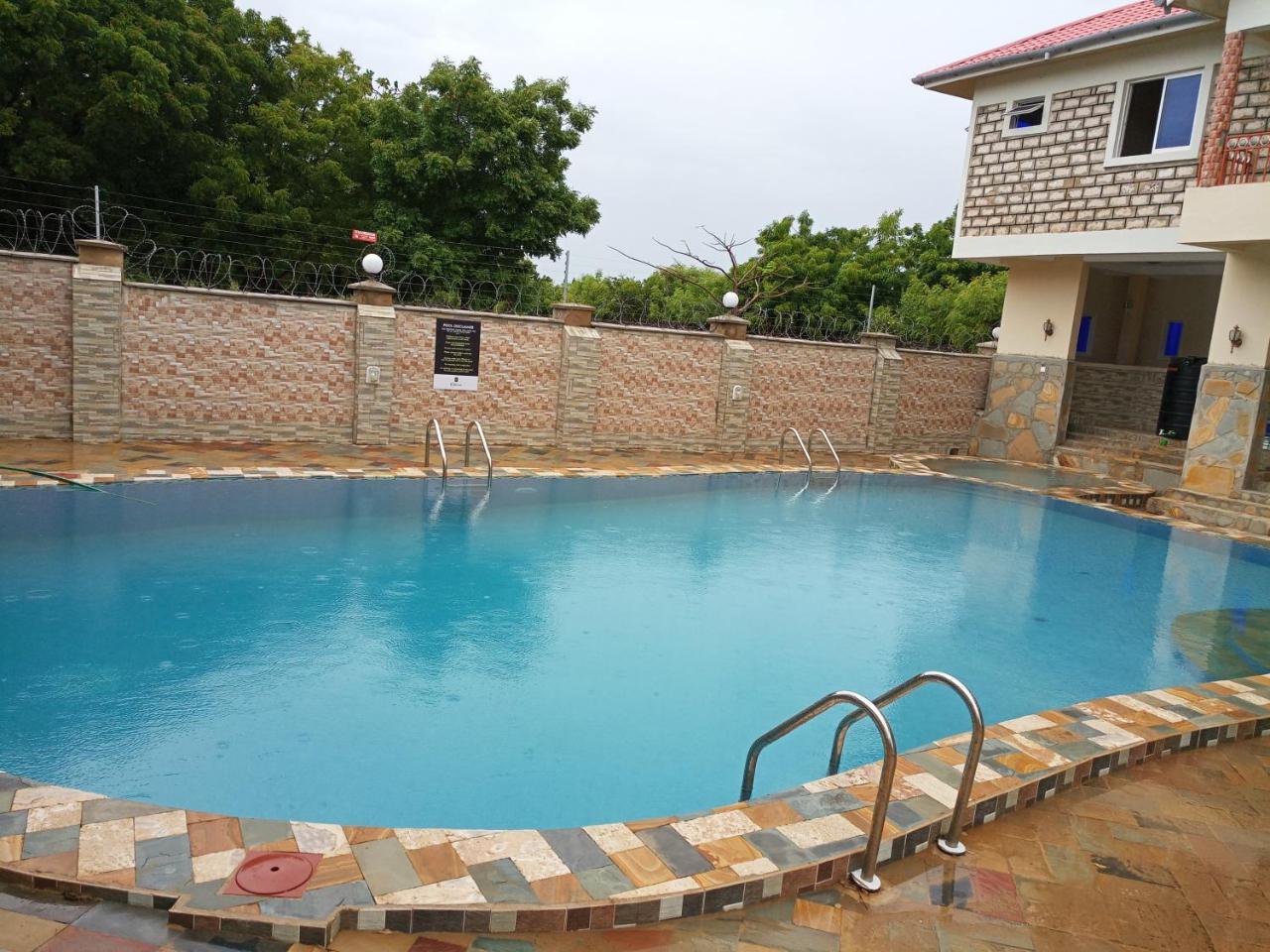Diplomat Diani Beach Resort Luaran gambar
