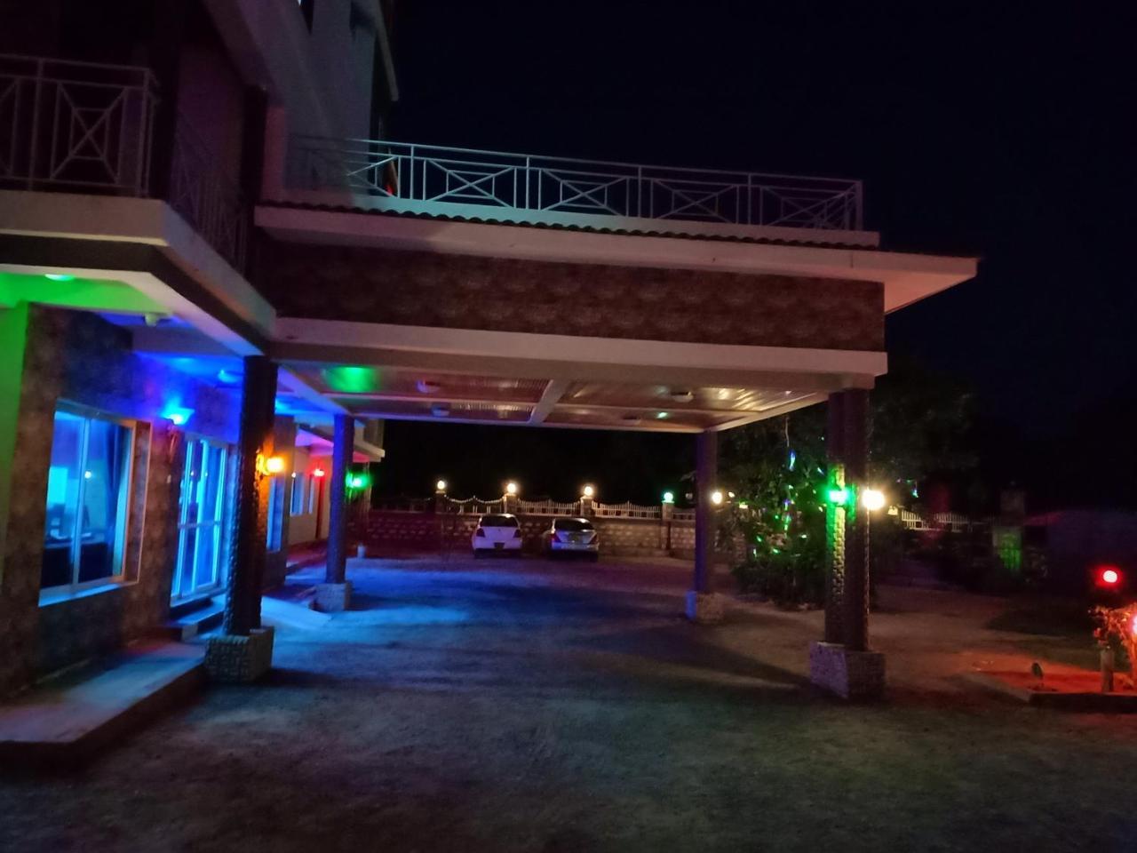 Diplomat Diani Beach Resort Luaran gambar