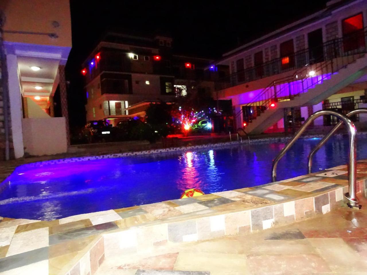 Diplomat Diani Beach Resort Luaran gambar