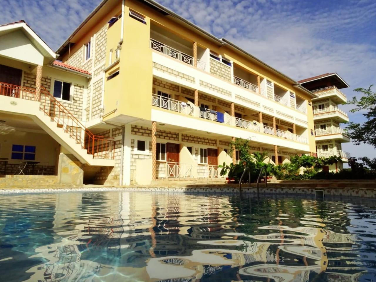 Diplomat Diani Beach Resort Luaran gambar