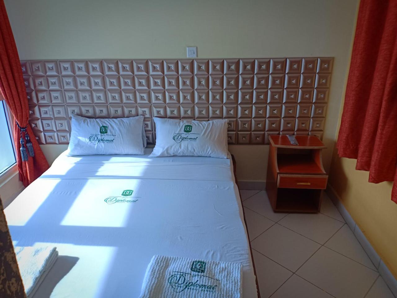 Diplomat Diani Beach Resort Luaran gambar