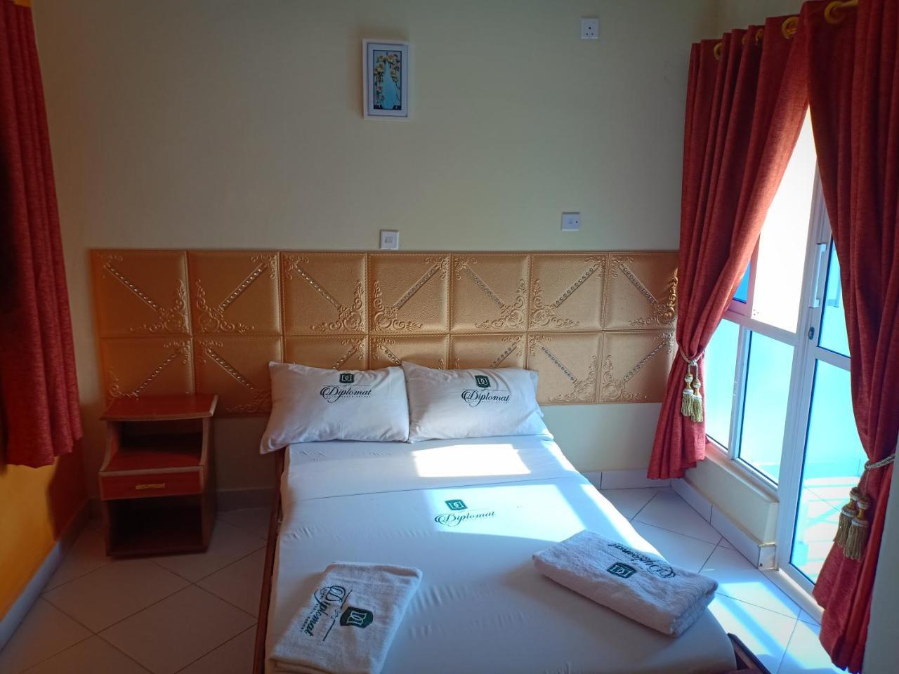 Diplomat Diani Beach Resort Luaran gambar