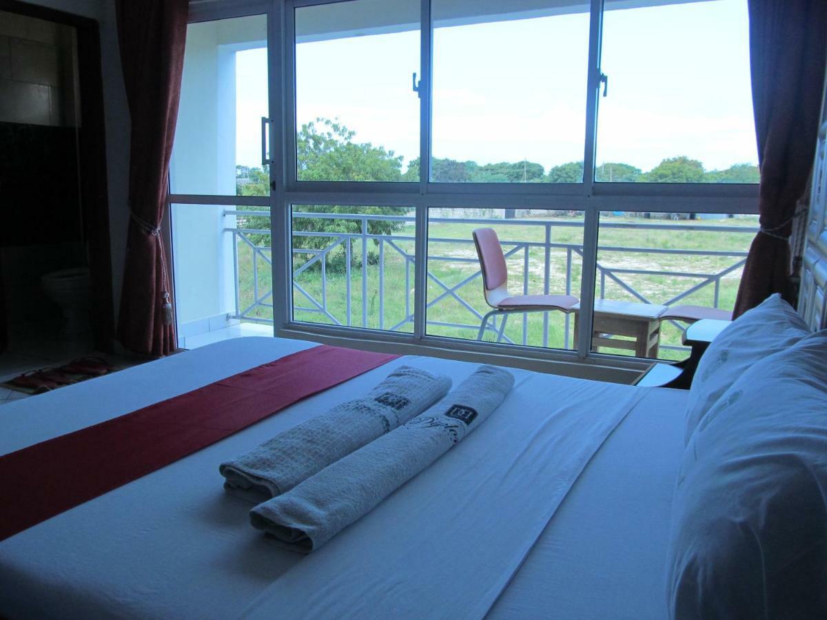 Diplomat Diani Beach Resort Luaran gambar