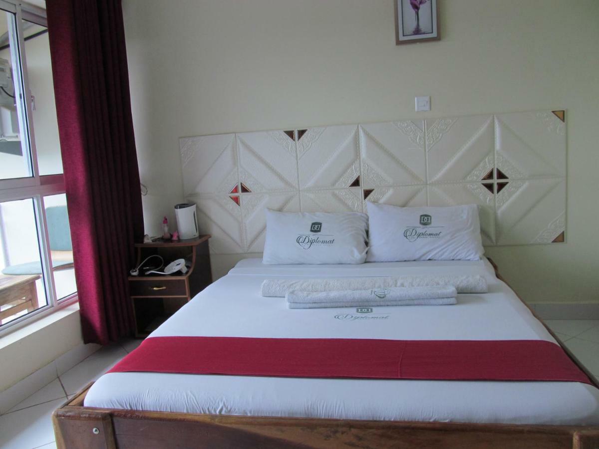 Diplomat Diani Beach Resort Luaran gambar